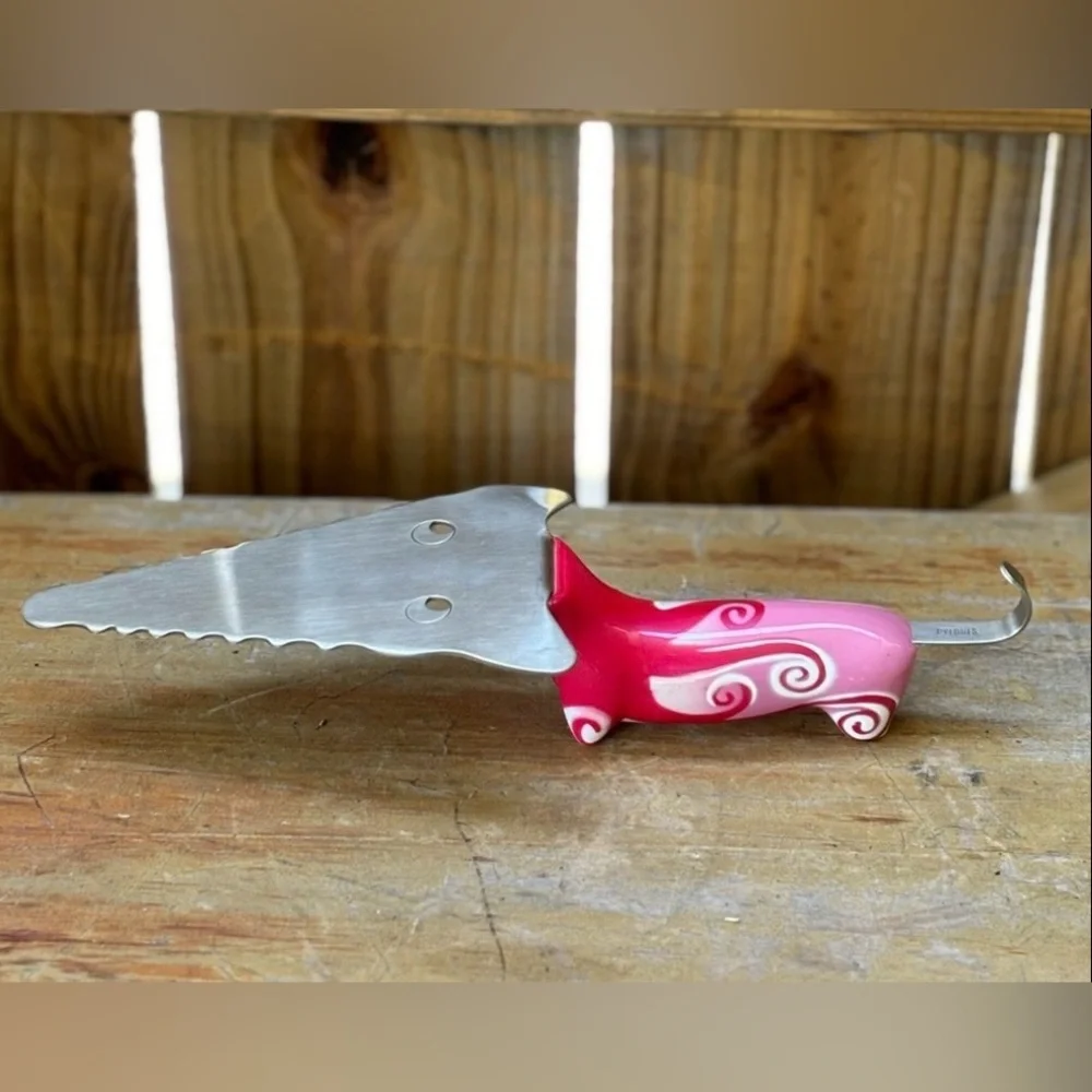 Pink Grenadine FiLou Dachshund Pie Server Pylones Studio Coquelicots Collection